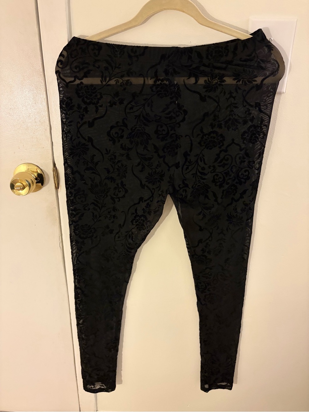 Black Floral Velvet Burnout Leggings